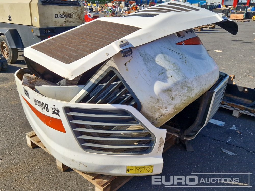 Bonnet Parts to suit Bobcat - Rezervni dijelovi: slika Bonnet Parts to suit Bobcat - Rezervni dijelovi Bonnet Parts to suit Bobcat - Rezervni dijelovi: slika Bonnet Parts to suit Bobcat - Rezervni dijelovi