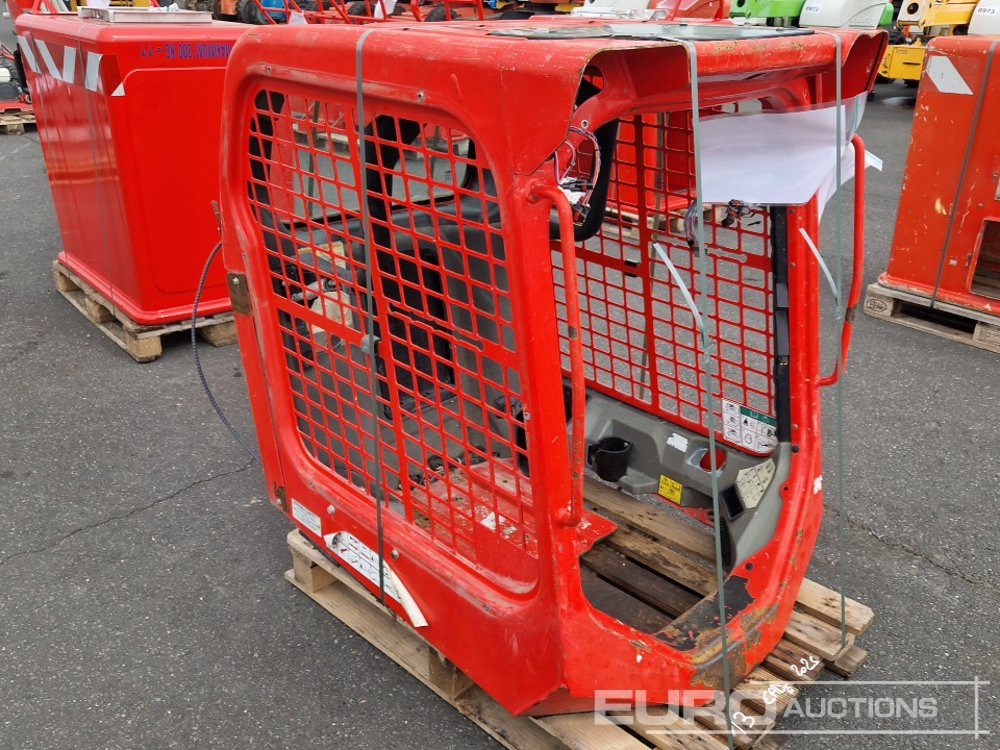 Cabin to suit Bobcat Skidsteer Loader - Rezervni dijelovi: slika Cabin to suit Bobcat Skidsteer Loader - Rezervni dijelovi Cabin to suit Bobcat Skidsteer Loader - Rezervni dijelovi: slika Cabin to suit Bobcat Skidsteer Loader - Rezervni dijelovi