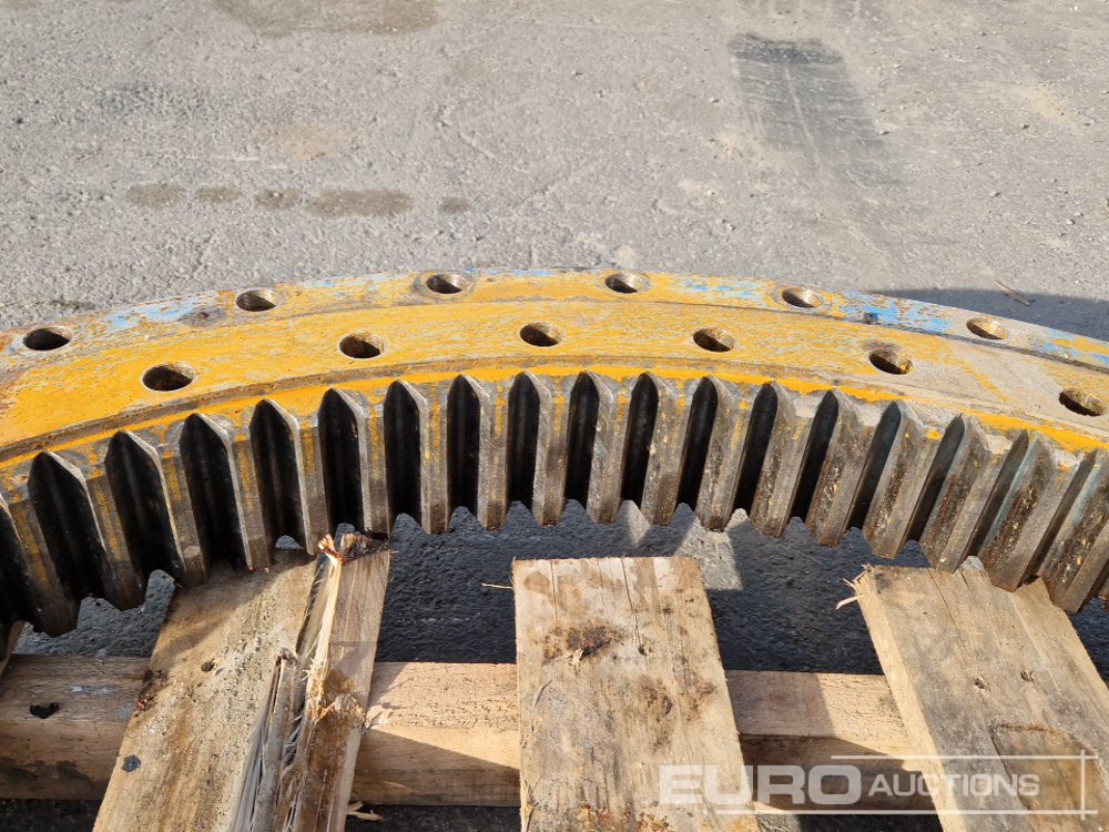 Slew Ring to suit Fuchs 331 - Rezervni dijelovi za Bager: slika Slew Ring to suit Fuchs 331 - Rezervni dijelovi za Bager Slew Ring to suit Fuchs 331 - Rezervni dijelovi za Bager: slika Slew Ring to suit Fuchs 331 - Rezervni dijelovi za Bager