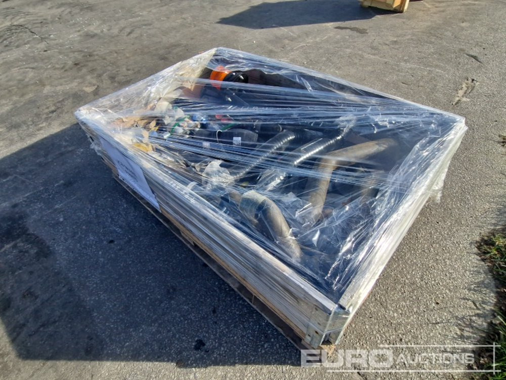 Unused Spare Parts to suit JCB - Rezervni dijelovi: slika Unused Spare Parts to suit JCB - Rezervni dijelovi Unused Spare Parts to suit JCB - Rezervni dijelovi: slika Unused Spare Parts to suit JCB - Rezervni dijelovi