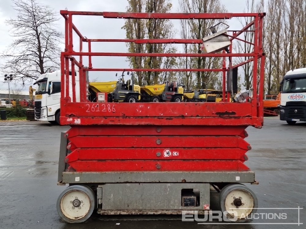 SkyJack SJIII-4626 - Podizna platforma: slika SkyJack SJIII-4626 - Podizna platforma SkyJack SJIII-4626 - Podizna platforma: slika SkyJack SJIII-4626 - Podizna platforma