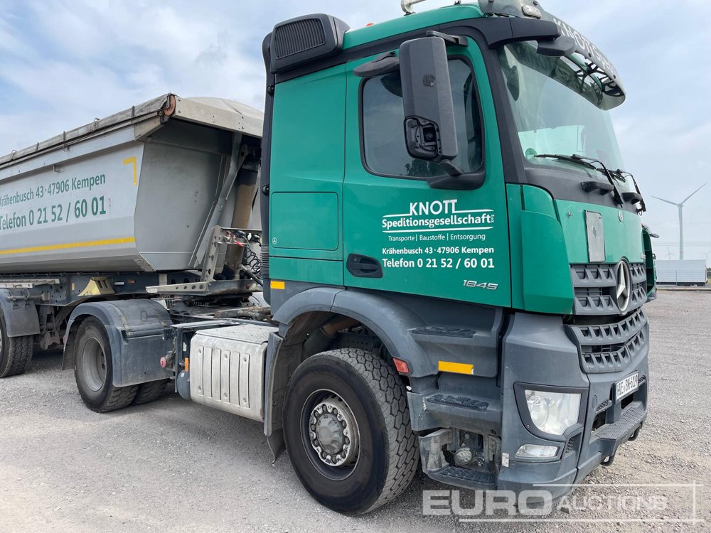 2019 Mercedes AROCS 1845 - Tegljač: slika 2019 Mercedes AROCS 1845 - Tegljač 2019 Mercedes AROCS 1845 - Tegljač: slika 2019 Mercedes AROCS 1845 - Tegljač