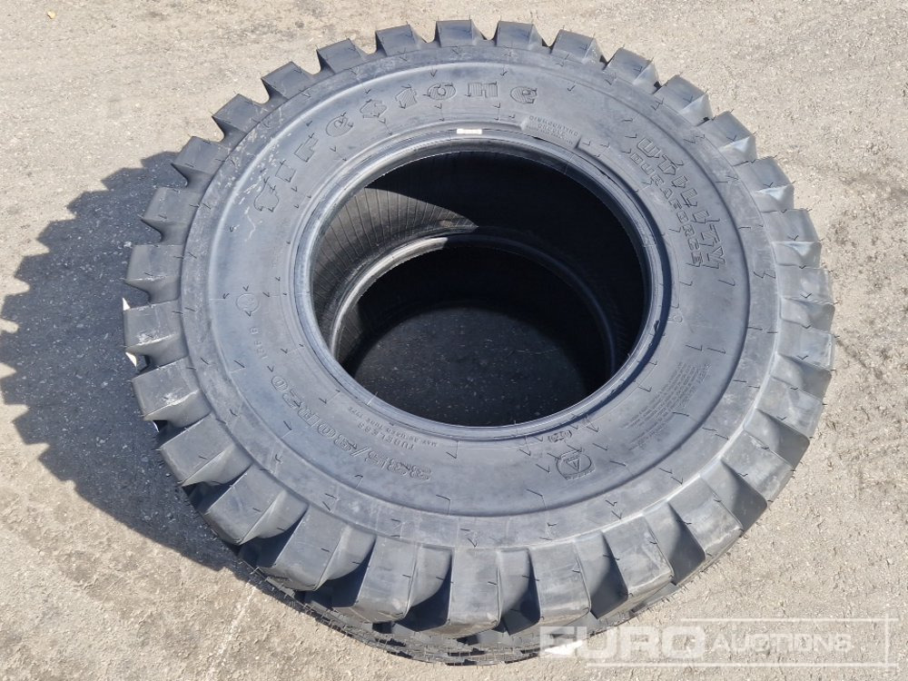 Unused Bridgestone 335/80 R20 DURA-UT TL 136B147A2 Tyres (2 of) - Guma: slika Unused Bridgestone 335/80 R20 DURA-UT TL 136B147A2 Tyres (2 of) - Guma Unused Bridgestone 335/80 R20 DURA-UT TL 136B147A2 Tyres (2 of) - Guma: slika Unused Bridgestone 335/80 R20 DURA-UT TL 136B147A2 Tyres (2 of) - Guma