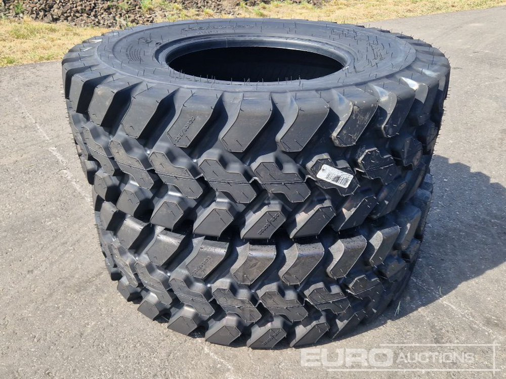 Unused Bridgestone 335/80 R20 DURA-UT TL 136B147A2 Tyres (2 of) - Guma: slika Unused Bridgestone 335/80 R20 DURA-UT TL 136B147A2 Tyres (2 of) - Guma Unused Bridgestone 335/80 R20 DURA-UT TL 136B147A2 Tyres (2 of) - Guma: slika Unused Bridgestone 335/80 R20 DURA-UT TL 136B147A2 Tyres (2 of) - Guma