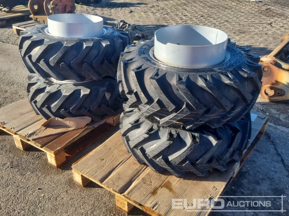 Unused Mitas 10.0/75-15.3 Tyre & Rim (2 of), BKT 10.0/75-15.3 Tyre & Rim (2 of) - Guma: slika  Unused Mitas 10.0/75-15.3 Tyre & Rim (2 of), BKT 10.0/75-15.3 Tyre & Rim (2 of) - Guma Unused Mitas 10.0/75-15.3 Tyre & Rim (2 of), BKT 10.0/75-15.3 Tyre & Rim (2 of) - Guma: slika  Unused Mitas 10.0/75-15.3 Tyre & Rim (2 of), BKT 10.0/75-15.3 Tyre & Rim (2 of) - Guma