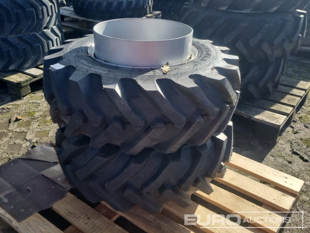 Unused Mitas 10.0/75-15.3 Tyre & Rim (2 of) - Guma: slika  Unused Mitas 10.0/75-15.3 Tyre & Rim (2 of) - Guma Unused Mitas 10.0/75-15.3 Tyre & Rim (2 of) - Guma: slika  Unused Mitas 10.0/75-15.3 Tyre & Rim (2 of) - Guma