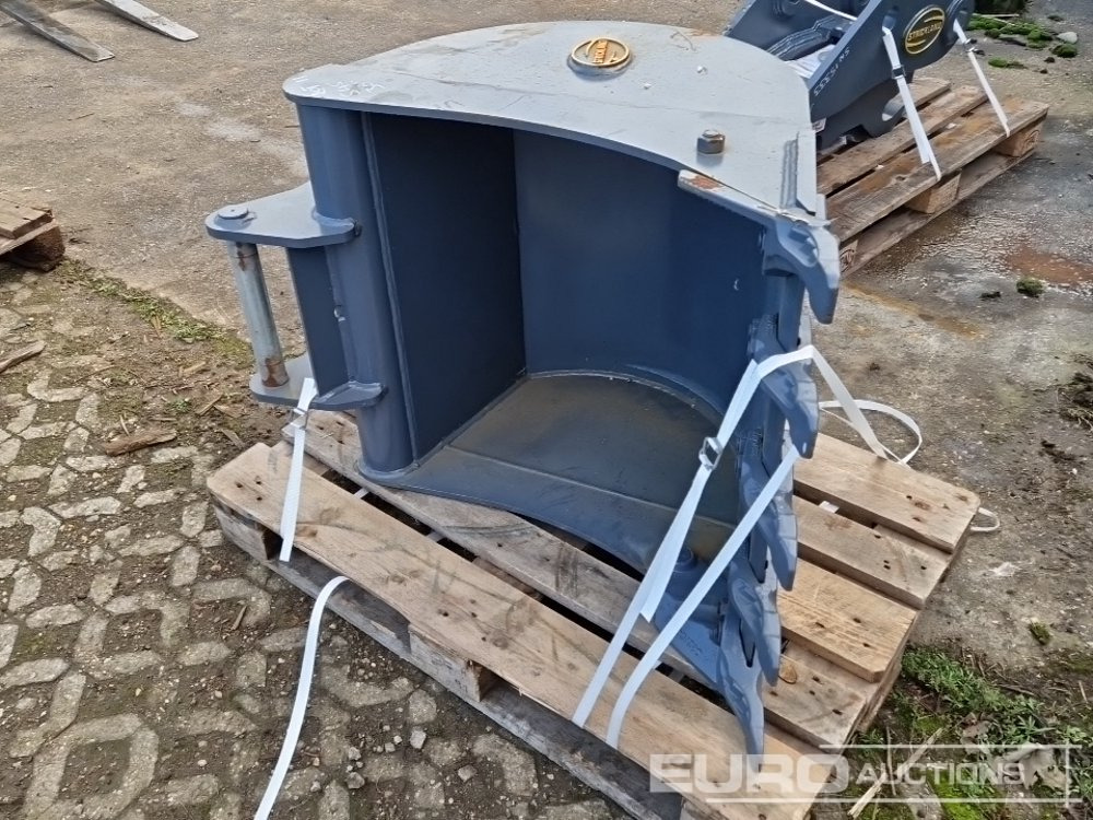Unused Strickland 30" Digging Bucket to suit S45 - Korpa: slika Unused Strickland 30" Digging Bucket to suit S45 - Korpa Unused Strickland 30" Digging Bucket to suit S45 - Korpa: slika Unused Strickland 30" Digging Bucket to suit S45 - Korpa