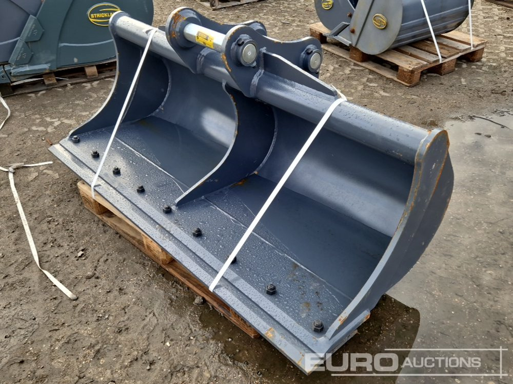 Unused Strickland 72" Ditching Bucket, 65mm Pin to suit Hitachi ZX130 - Korpa: slika Unused Strickland 72" Ditching Bucket, 65mm Pin to suit Hitachi ZX130 - Korpa Unused Strickland 72" Ditching Bucket, 65mm Pin to suit Hitachi ZX130 - Korpa: slika Unused Strickland 72" Ditching Bucket, 65mm Pin to suit Hitachi ZX130 - Korpa