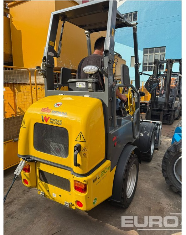 Unused Wacker Neuson WL20E - Utovarivač na kotačima: slika Unused Wacker Neuson WL20E - Utovarivač na kotačima Unused Wacker Neuson WL20E - Utovarivač na kotačima: slika Unused Wacker Neuson WL20E - Utovarivač na kotačima