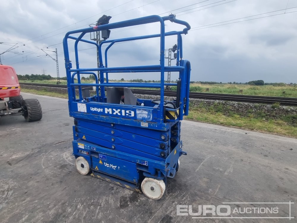Upright MX19 - Podizna platforma: slika Upright MX19 - Podizna platforma Upright MX19 - Podizna platforma: slika Upright MX19 - Podizna platforma