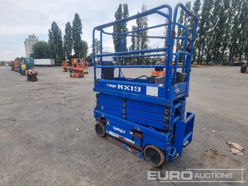 Upright MX19 - Podizna platforma: slika Upright MX19 - Podizna platforma Upright MX19 - Podizna platforma: slika Upright MX19 - Podizna platforma