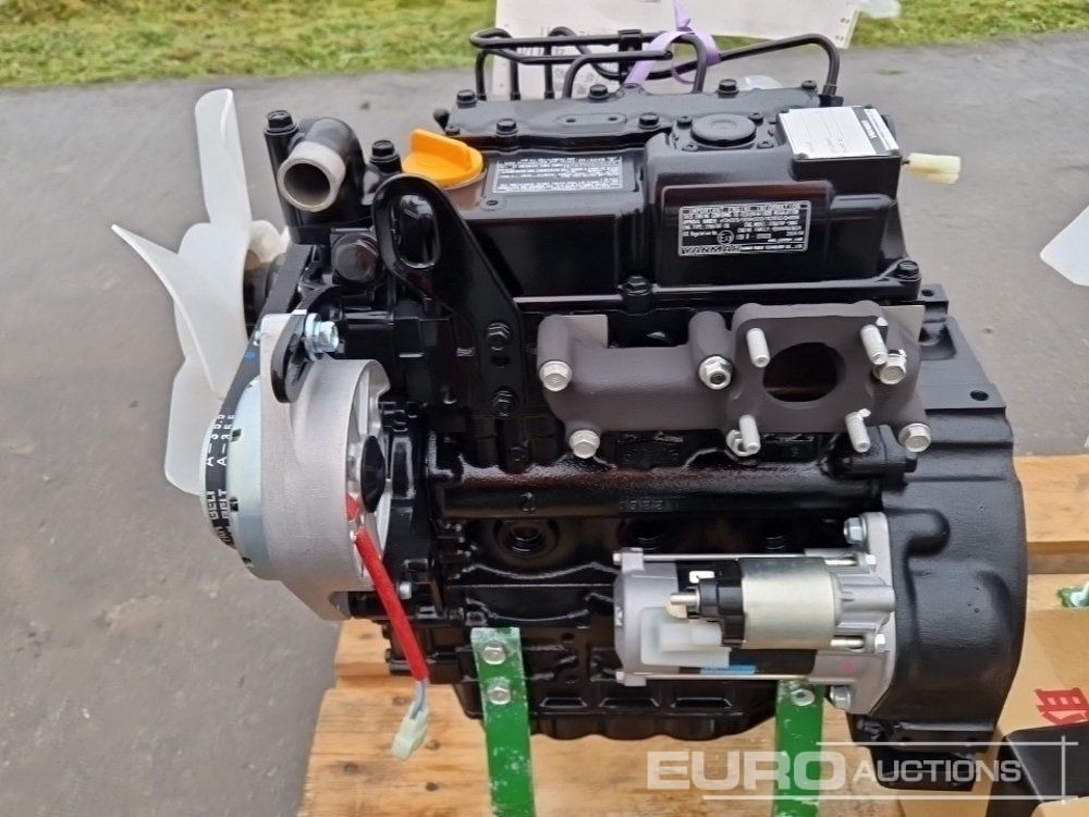 Novi Motor za Građevinski strojevi YANMAR 3TNV74F-SNNS Diesel Engines (2 of): slika Novi Motor za Građevinski strojevi YANMAR 3TNV74F-SNNS Diesel Engines (2 of)