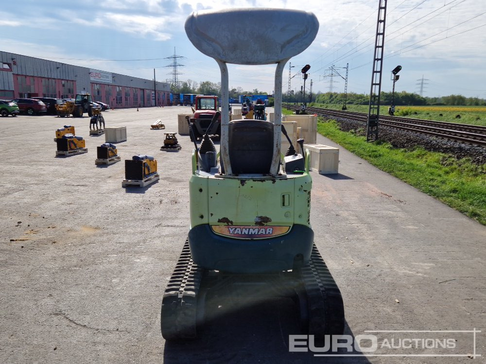 Yanmar VIO15-2 - Mini bager: slika Yanmar VIO15-2 - Mini bager Yanmar VIO15-2 - Mini bager: slika Yanmar VIO15-2 - Mini bager