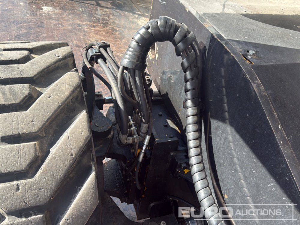 Teleskopski krak 2005 Haulotte HA32PX: slika Teleskopski krak 2005 Haulotte HA32PX Teleskopski krak 2005 Haulotte HA32PX: slika Teleskopski krak 2005 Haulotte HA32PX