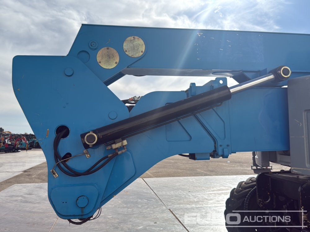 Teleskopski krak 2005 Haulotte HA32PX: slika Teleskopski krak 2005 Haulotte HA32PX Teleskopski krak 2005 Haulotte HA32PX: slika Teleskopski krak 2005 Haulotte HA32PX