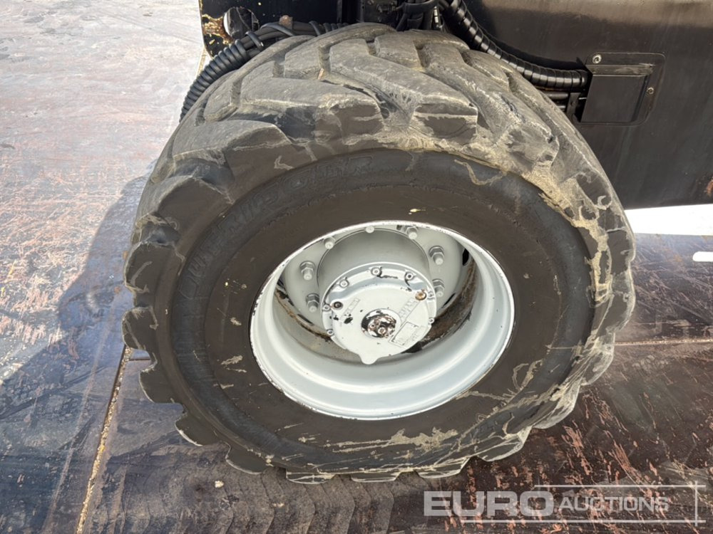 Teleskopski krak 2005 Haulotte HA32PX: slika Teleskopski krak 2005 Haulotte HA32PX Teleskopski krak 2005 Haulotte HA32PX: slika Teleskopski krak 2005 Haulotte HA32PX