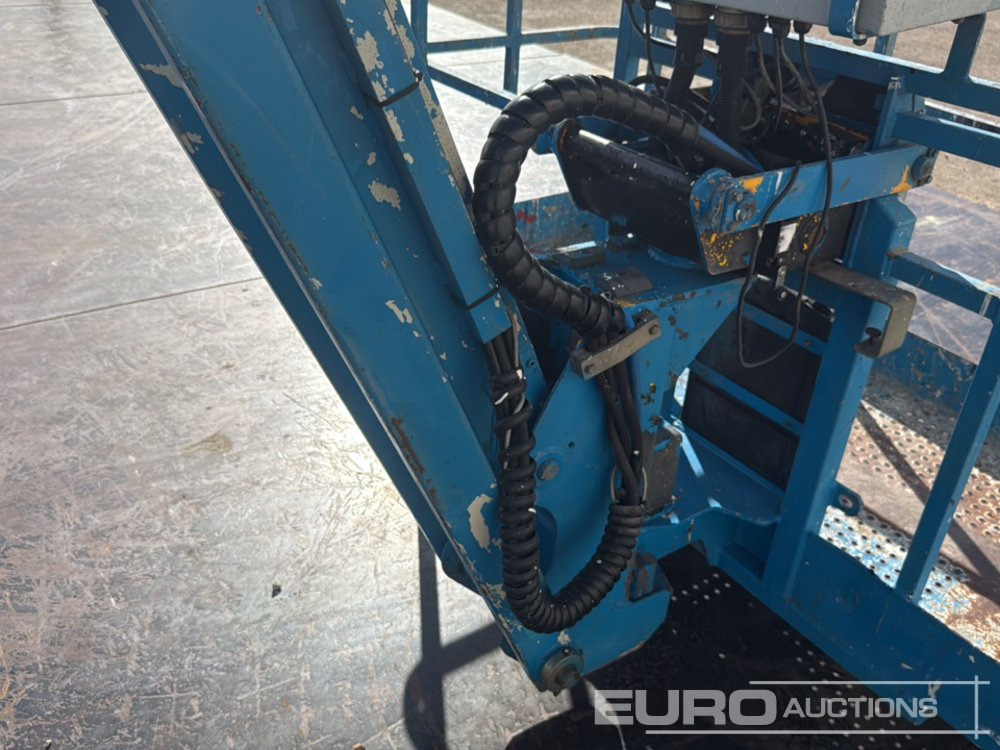 Teleskopski krak 2005 Haulotte HA32PX: slika Teleskopski krak 2005 Haulotte HA32PX Teleskopski krak 2005 Haulotte HA32PX: slika Teleskopski krak 2005 Haulotte HA32PX