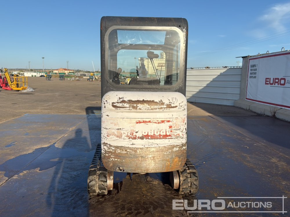2011 Bobcat E16 - Mini bager: slika 2011 Bobcat E16 - Mini bager 2011 Bobcat E16 - Mini bager: slika 2011 Bobcat E16 - Mini bager