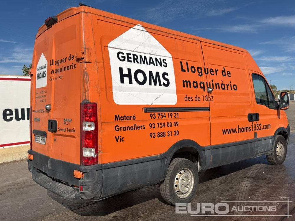 2012 Iveco Daily 35 S14 - Furgon: slika 2012 Iveco Daily 35 S14 - Furgon 2012 Iveco Daily 35 S14 - Furgon: slika 2012 Iveco Daily 35 S14 - Furgon