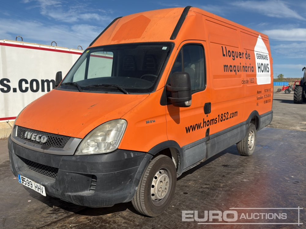 2012 Iveco Daily 35 S14 - Furgon: slika 2012 Iveco Daily 35 S14 - Furgon 2012 Iveco Daily 35 S14 - Furgon: slika 2012 Iveco Daily 35 S14 - Furgon
