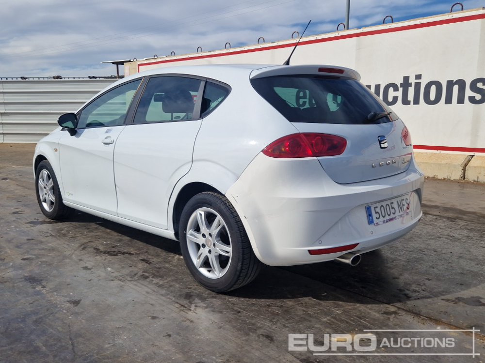 2012 Seat Leon - Automobil: slika 2012 Seat Leon - Automobil 2012 Seat Leon - Automobil: slika 2012 Seat Leon - Automobil