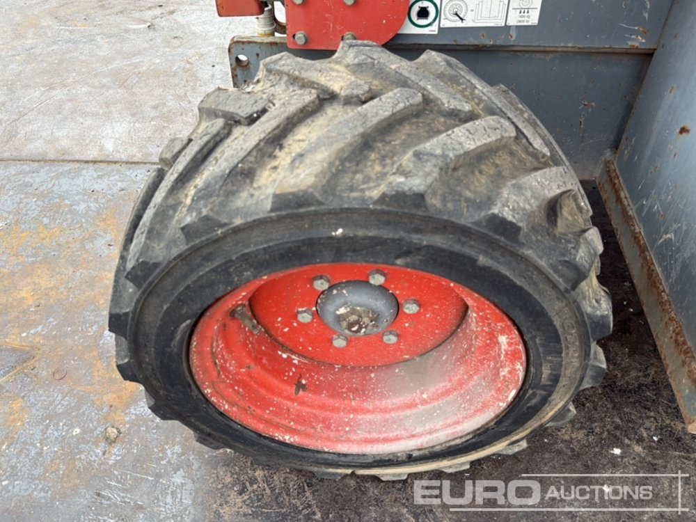 Podizna platforma 2013 SkyJack SJ6826RT: slika Podizna platforma 2013 SkyJack SJ6826RT