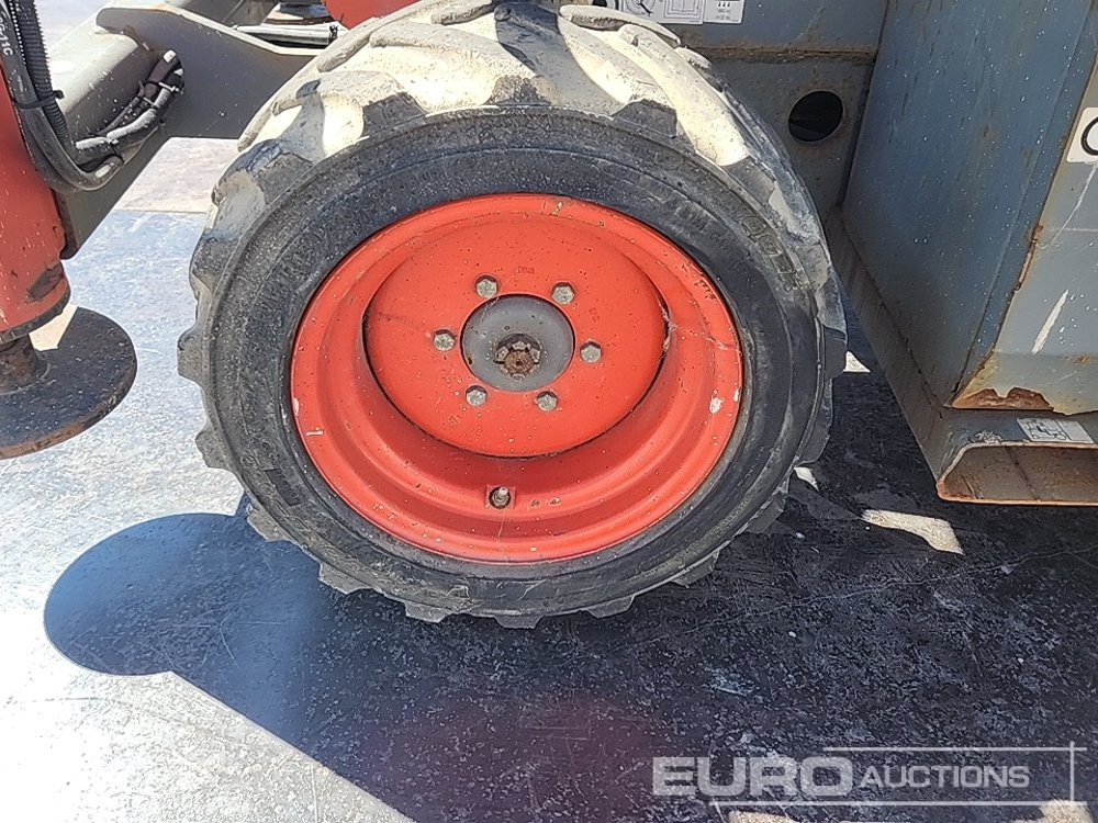 Podizna platforma 2016 SkyJack SJ6832RT: slika Podizna platforma 2016 SkyJack SJ6832RT