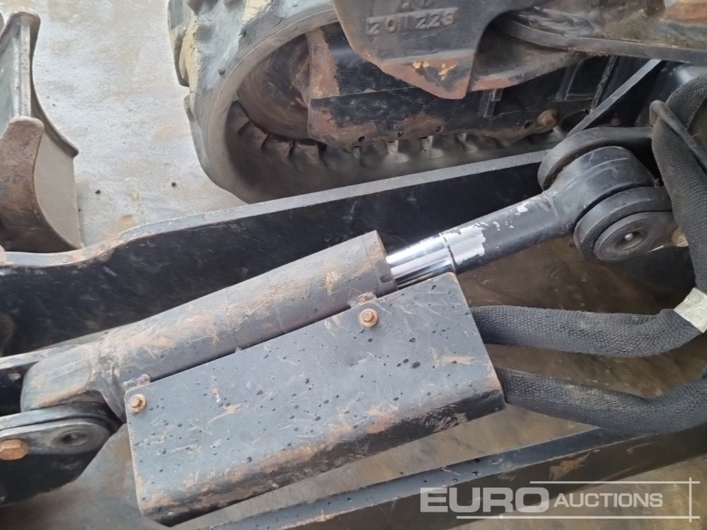 Mini bager 2021 JCB 16C-1 T3: slika Mini bager 2021 JCB 16C-1 T3 Mini bager 2021 JCB 16C-1 T3: slika Mini bager 2021 JCB 16C-1 T3