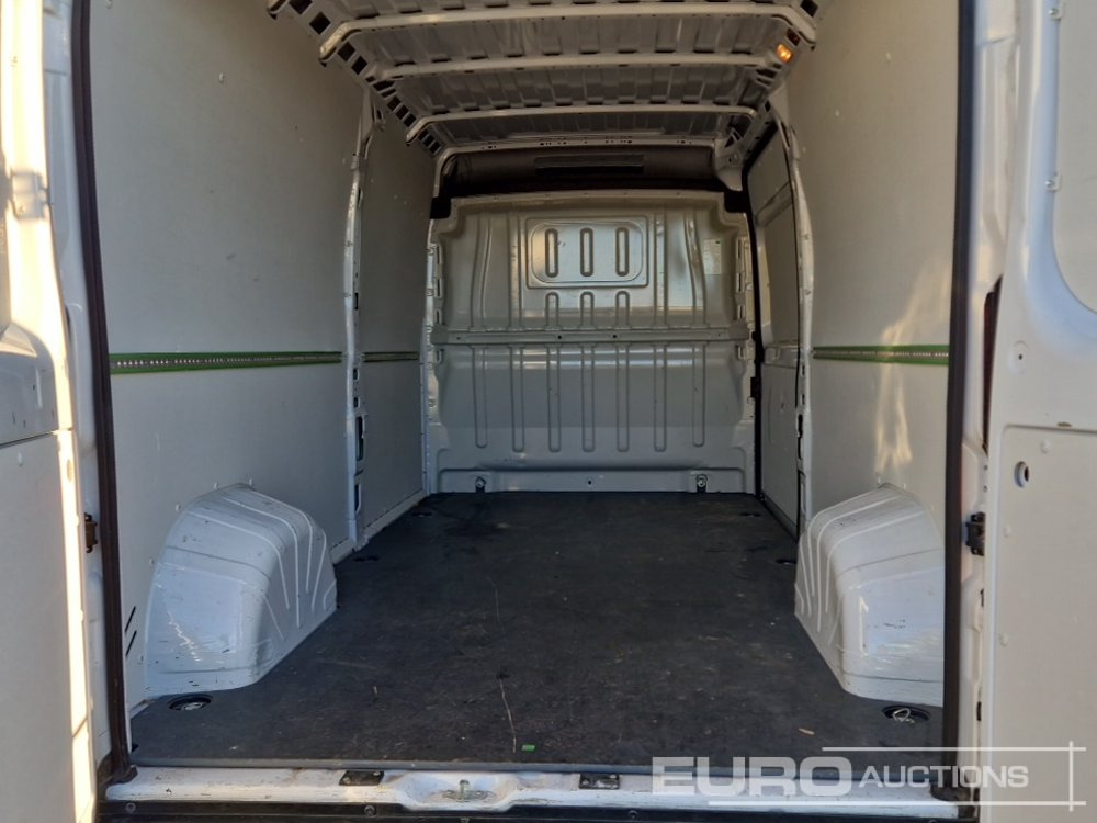 Dostavno vozilo 2023 Opel Movano: slika Dostavno vozilo 2023 Opel Movano Dostavno vozilo 2023 Opel Movano: slika Dostavno vozilo 2023 Opel Movano