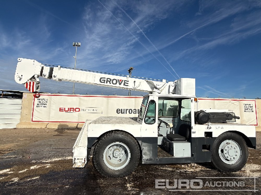 Grove 4x2 Crane, Stabilisers - Autodizalica: slika Grove 4x2 Crane, Stabilisers - Autodizalica Grove 4x2 Crane, Stabilisers - Autodizalica: slika Grove 4x2 Crane, Stabilisers - Autodizalica
