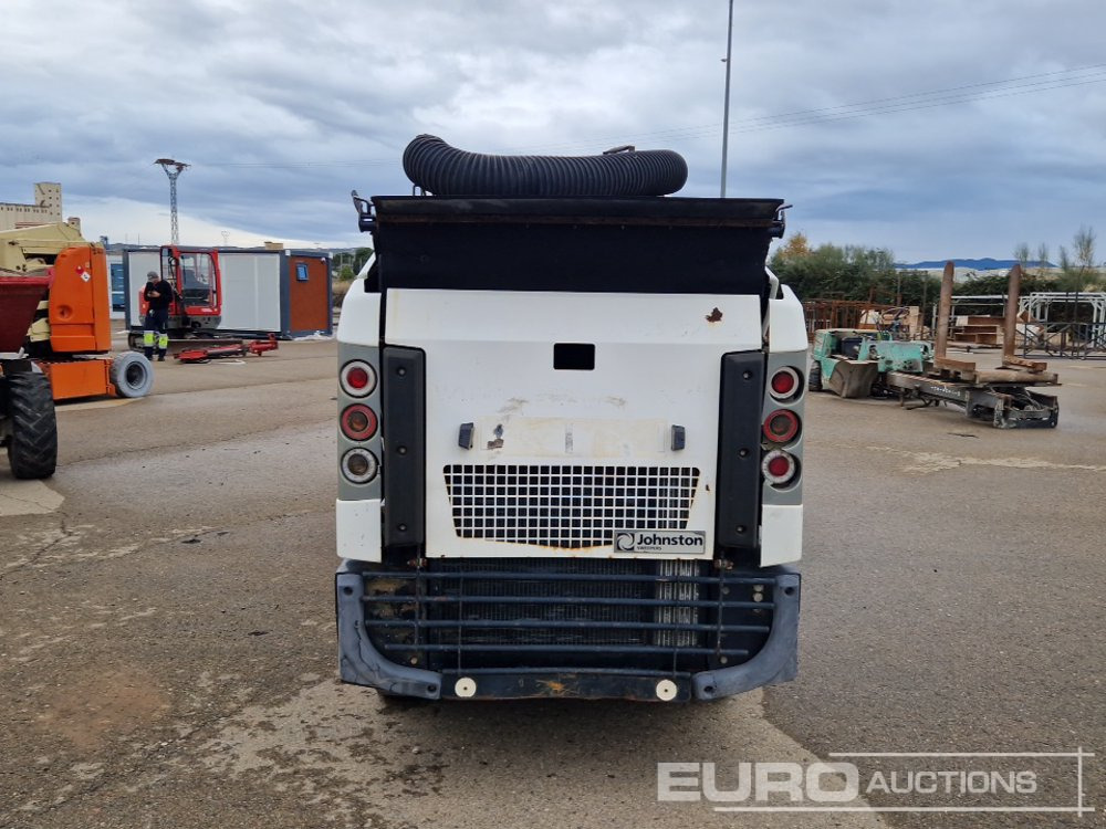 Johnston 142A 101T - Cestovna čistilica: slika Johnston 142A 101T - Cestovna čistilica Johnston 142A 101T - Cestovna čistilica: slika Johnston 142A 101T - Cestovna čistilica