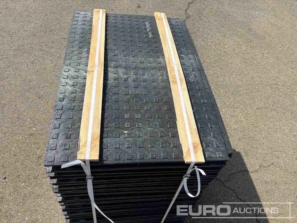 Građevinska oprema Pallet of Plastic Connectable Road Plates, 1200x800x28mm, 22kg per Plate (35 of): slika Građevinska oprema Pallet of Plastic Connectable Road Plates, 1200x800x28mm, 22kg per Plate (35 of)