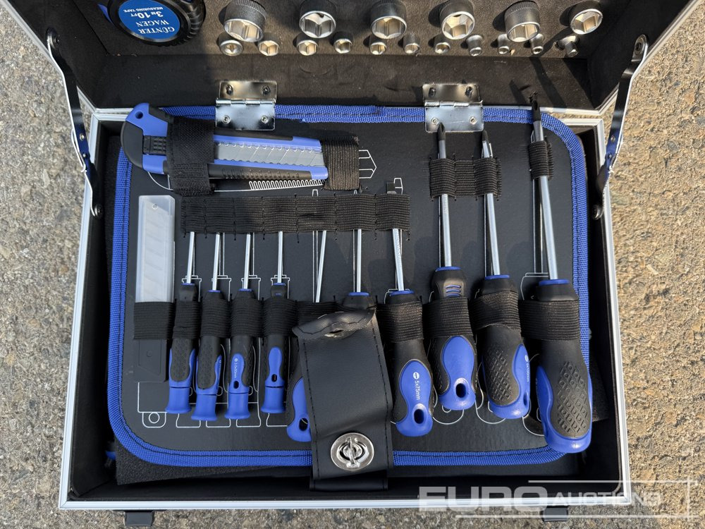 Unused Günter Wagen 110 Pcs Aluminium Tools Box - Građevinska oprema: slika Unused Günter Wagen 110 Pcs Aluminium Tools Box - Građevinska oprema Unused Günter Wagen 110 Pcs Aluminium Tools Box - Građevinska oprema: slika Unused Günter Wagen 110 Pcs Aluminium Tools Box - Građevinska oprema