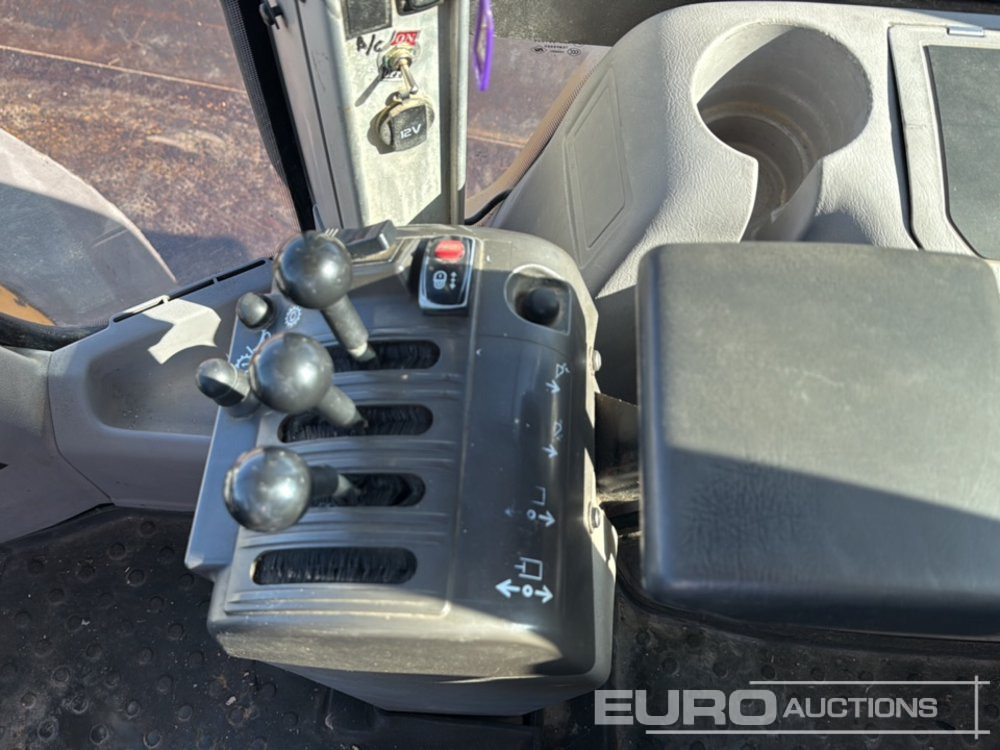 Utovarivač na kotačima Volvo L90F: slika Utovarivač na kotačima Volvo L90F
