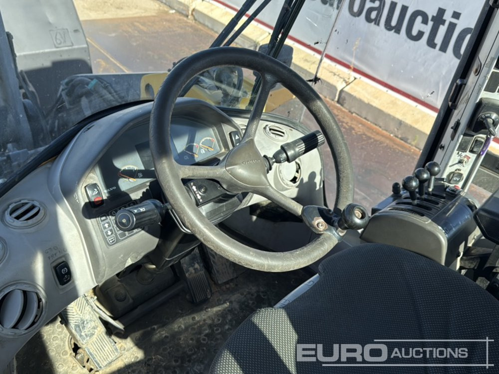Utovarivač na kotačima Volvo L90F: slika Utovarivač na kotačima Volvo L90F