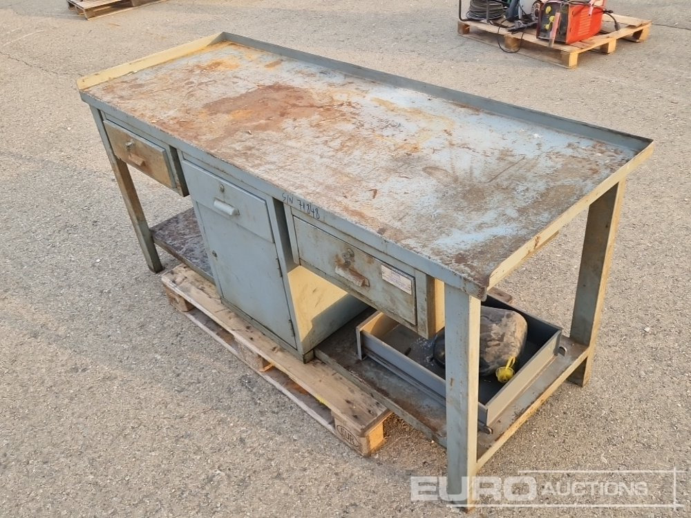 Workshop Table with Lock Drawers - Građevinska oprema: slika Workshop Table with Lock Drawers - Građevinska oprema Workshop Table with Lock Drawers - Građevinska oprema: slika Workshop Table with Lock Drawers - Građevinska oprema
