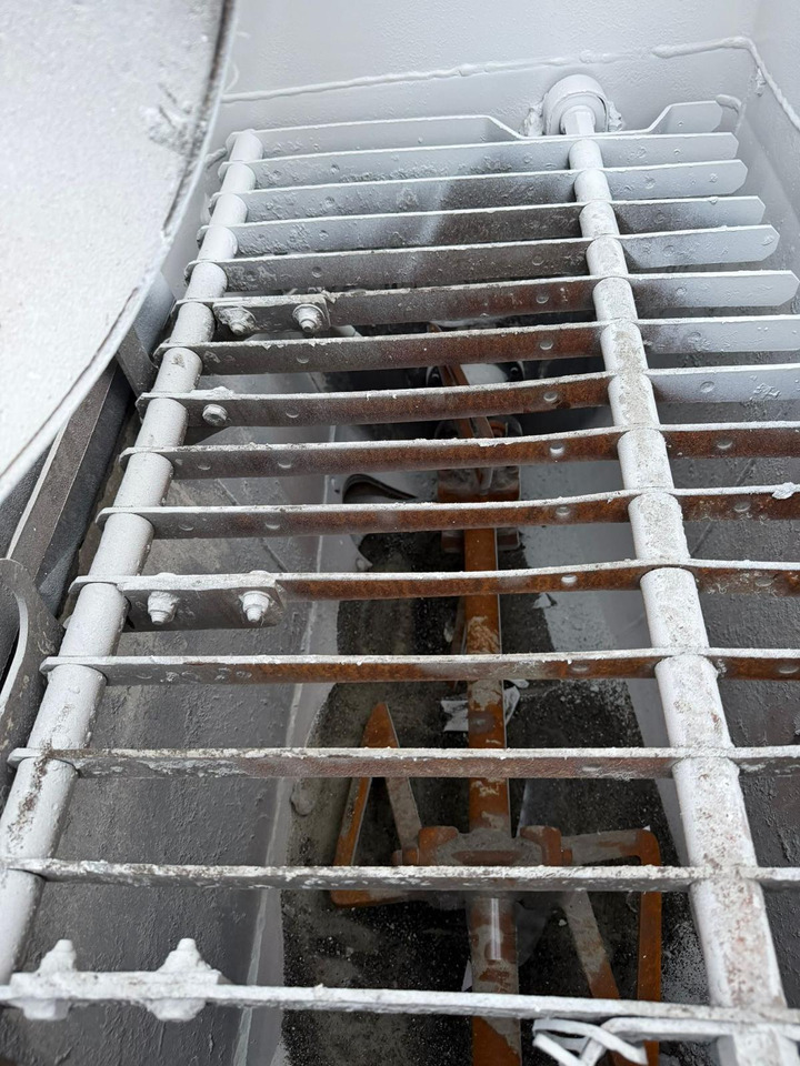 Zakup  Camion béton pompe Mercedes Arocs 3240 DV-125-FH Camion béton pompe Mercedes Arocs 3240 DV-125-FH: slika Zakup  Camion béton pompe Mercedes Arocs 3240 DV-125-FH Camion béton pompe Mercedes Arocs 3240 DV-125-FH