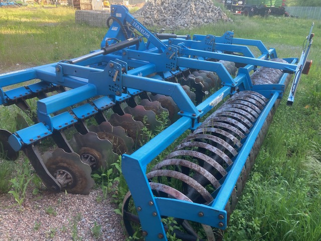 Agroland Kurzscheibenegge Heavy 4,50m - Tanjurača: slika Agroland Kurzscheibenegge Heavy 4,50m - Tanjurača Agroland Kurzscheibenegge Heavy 4,50m - Tanjurača: slika Agroland Kurzscheibenegge Heavy 4,50m - Tanjurača