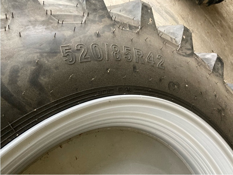 Amazone Komplettrad 520/85R42 2x - Prskalica: slika Amazone Komplettrad 520/85R42 2x - Prskalica Amazone Komplettrad 520/85R42 2x - Prskalica: slika Amazone Komplettrad 520/85R42 2x - Prskalica