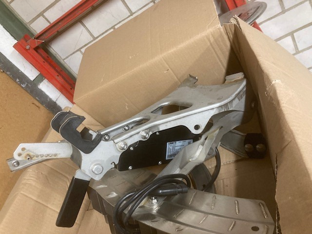 Amazone Limiter rechts - Prskalica: slika Amazone Limiter rechts - Prskalica Amazone Limiter rechts - Prskalica: slika Amazone Limiter rechts - Prskalica