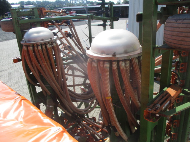 Amazone MC 601 - Sijačica: slika Amazone MC 601 - Sijačica Amazone MC 601 - Sijačica: slika Amazone MC 601 - Sijačica