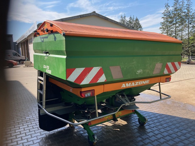Amazone TS 4200 hydro - Rasipač gnojiva: slika Amazone TS 4200 hydro - Rasipač gnojiva Amazone TS 4200 hydro - Rasipač gnojiva: slika Amazone TS 4200 hydro - Rasipač gnojiva
