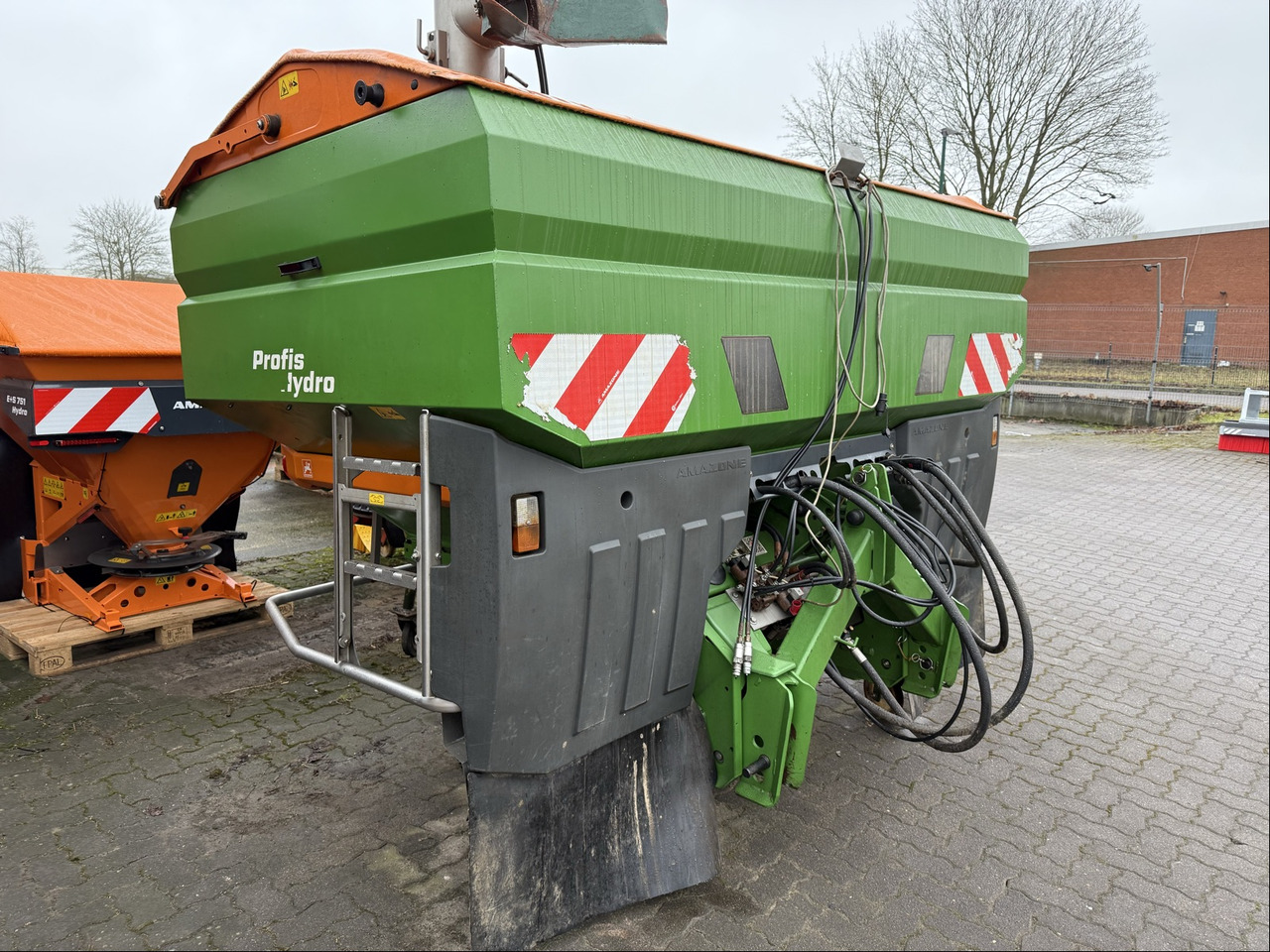 Amazone ZA-TS Anbaustreuer - Prskalica: slika Amazone ZA-TS Anbaustreuer - Prskalica Amazone ZA-TS Anbaustreuer - Prskalica: slika Amazone ZA-TS Anbaustreuer - Prskalica