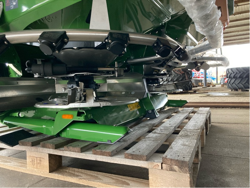 Amazone ZA-TS Hydro 4200 Ultra - Prskalica: slika Amazone ZA-TS Hydro 4200 Ultra - Prskalica Amazone ZA-TS Hydro 4200 Ultra - Prskalica: slika Amazone ZA-TS Hydro 4200 Ultra - Prskalica