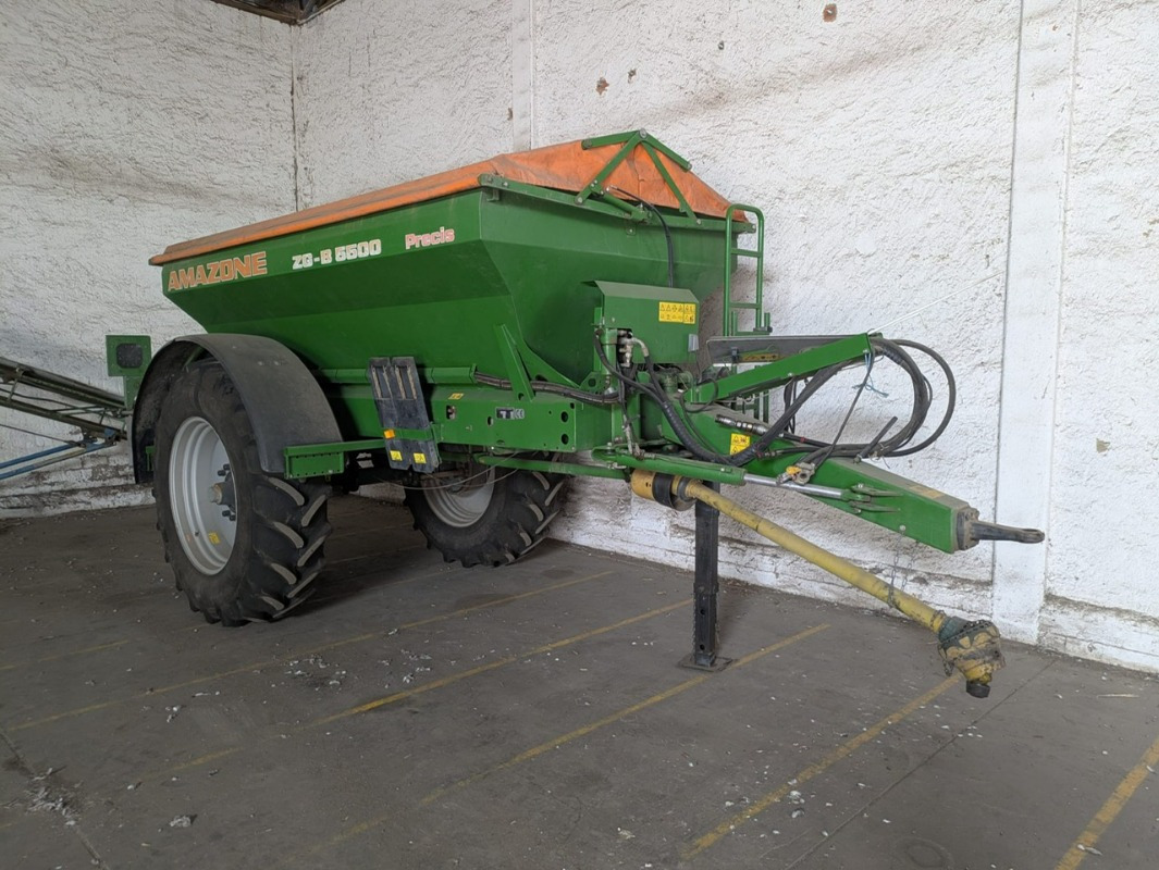 Amazone ZGB 5500 - Prskalica: slika Amazone ZGB 5500 - Prskalica Amazone ZGB 5500 - Prskalica: slika Amazone ZGB 5500 - Prskalica