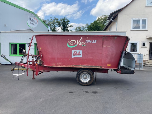 BVL V-Mix 15N 2S Futtermischwagen - Vagon-miješalica za krmivo: slika BVL V-Mix 15N 2S Futtermischwagen - Vagon-miješalica za krmivo BVL V-Mix 15N 2S Futtermischwagen - Vagon-miješalica za krmivo: slika BVL V-Mix 15N 2S Futtermischwagen - Vagon-miješalica za krmivo