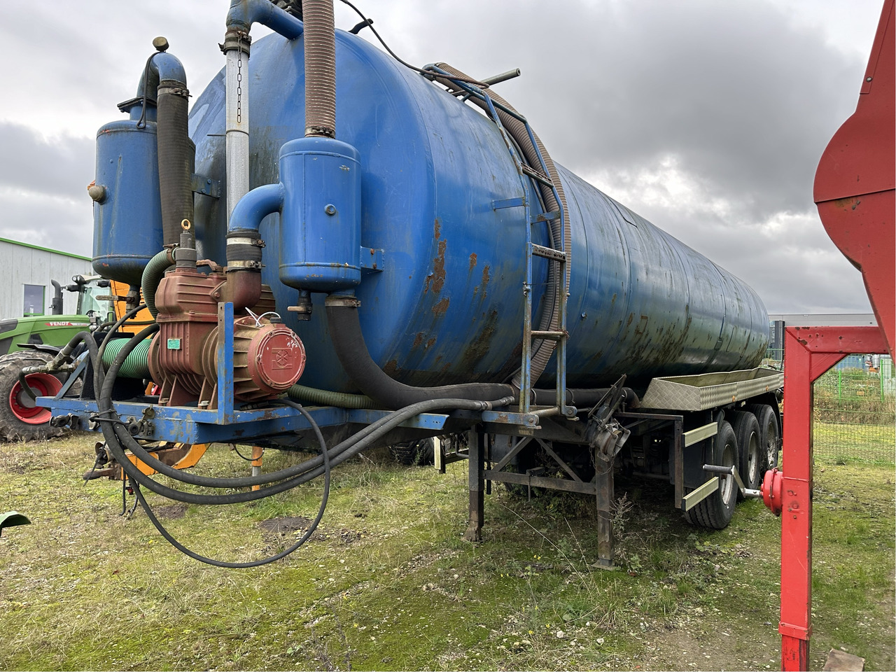 Bardenhorst Gülletransportauflieger 28.000 - Oprema za gnojenje: slika Bardenhorst Gülletransportauflieger 28.000 - Oprema za gnojenje Bardenhorst Gülletransportauflieger 28.000 - Oprema za gnojenje: slika Bardenhorst Gülletransportauflieger 28.000 - Oprema za gnojenje