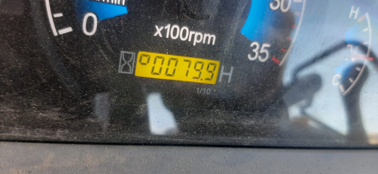 Branson Branson 6225C - Traktor: slika Branson Branson 6225C - Traktor Branson Branson 6225C - Traktor: slika Branson Branson 6225C - Traktor