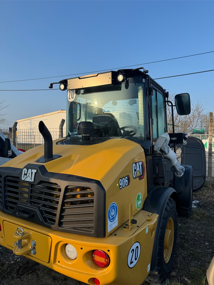 Caterpillar 906 - Utovarivač na kotačima: slika Caterpillar 906 - Utovarivač na kotačima Caterpillar 906 - Utovarivač na kotačima: slika Caterpillar 906 - Utovarivač na kotačima