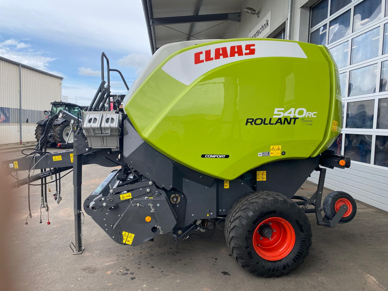 Claas Rollant 540 RC Comfort - Oprema za prevrtanje sijena: slika Claas Rollant 540 RC Comfort - Oprema za prevrtanje sijena Claas Rollant 540 RC Comfort - Oprema za prevrtanje sijena: slika Claas Rollant 540 RC Comfort - Oprema za prevrtanje sijena